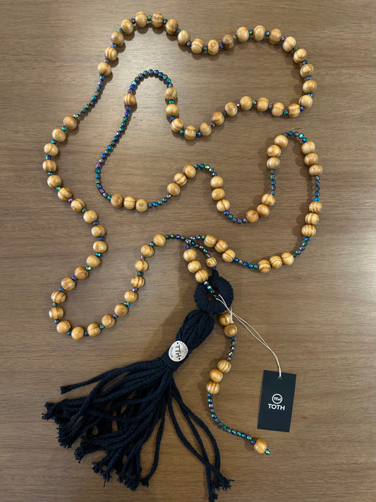 Decorative Necklace with Natural Wooden Balls and Iridescent String Tassel