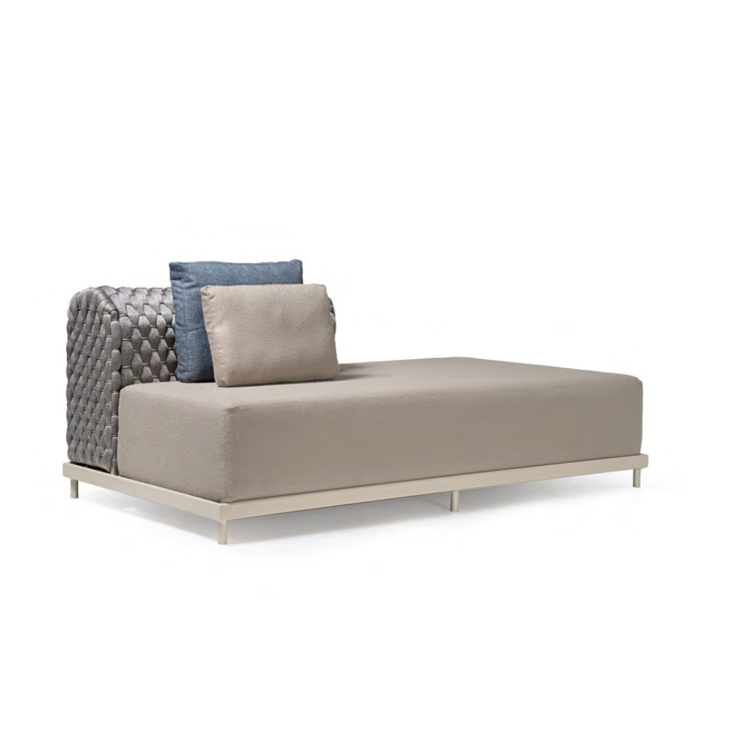 Sofá Arco Modulo Chaise Com Encosto Lado Direito Estrutura Em Alumínio Cor Fendi Tricô Náutico Cor Cinza Estofado Cor Fendi