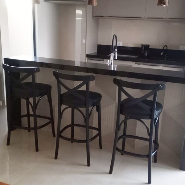 Ambiente 4 com Taburete X Madera Color Negro Asiento Tapizado PU Negro