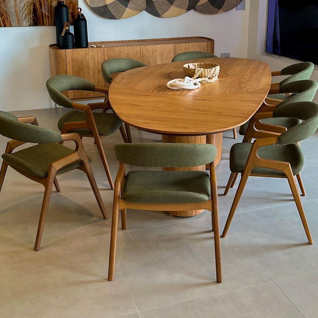 Silla Beluno Madera Canela Respaldo y Asiento Tapizado Tela 163