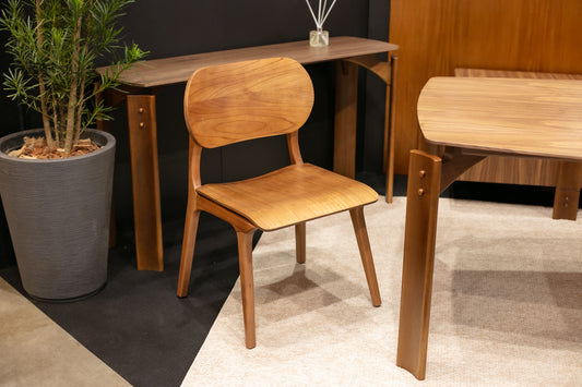 Cadeira Selena Madeira Maciça Assento e Encosto Multilaminado