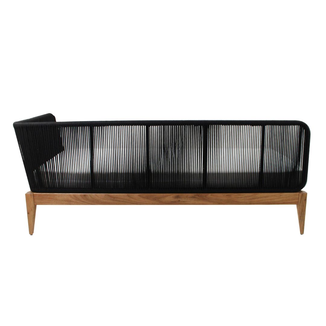 Sofá Maya Freijó Madera Aluminio Color Negro Cuerda Náutica Color Negro Asiento Tapizado Tela Dunas Crema