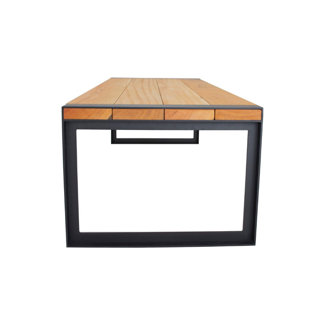 Mesa de Comedor Bella 240x100cm Tapa de Madera de Pequiá Base de Aluminio Macizo