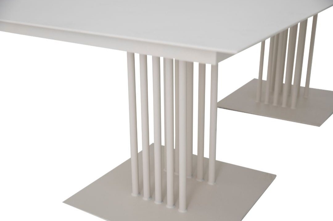 Mesa de Comedor Selecta 240x100cm Aluminio Color Beige