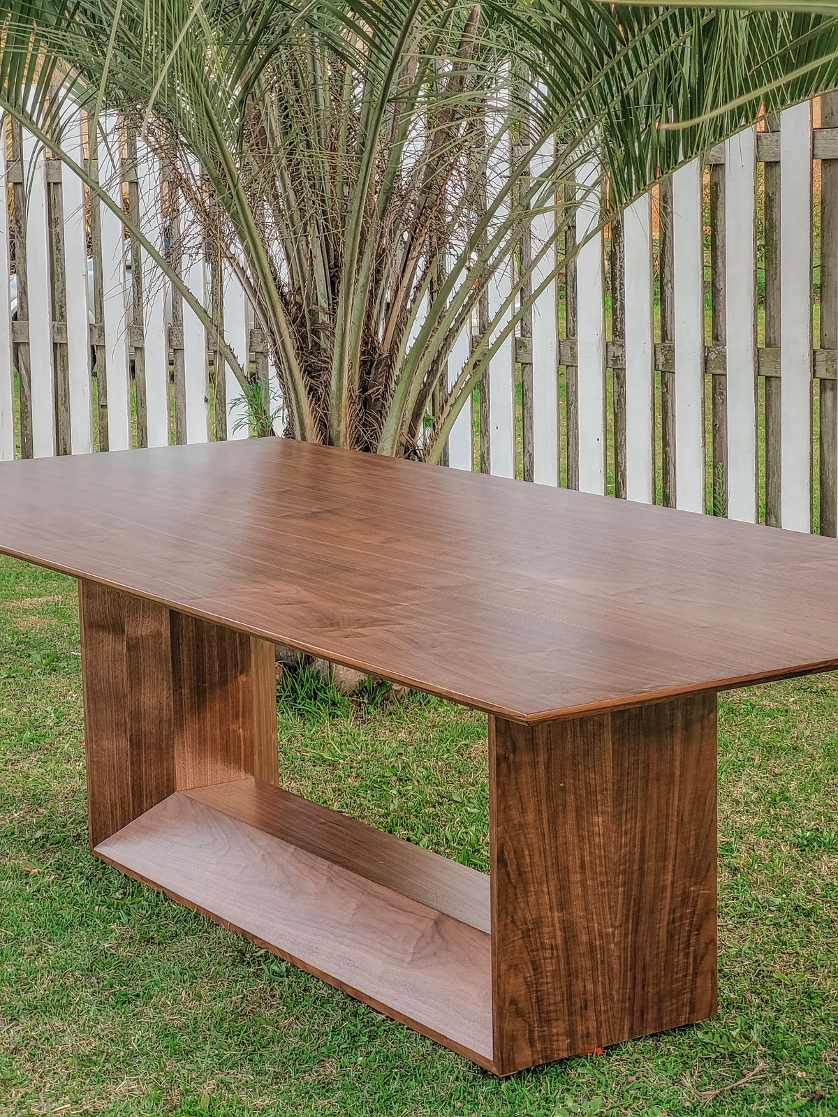 Mesa de Jantar Umah Madeira Nogueira 274x120cm