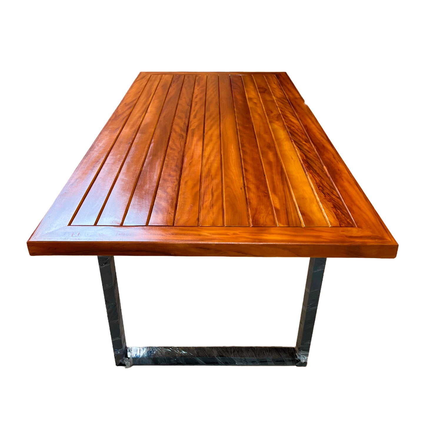 Mesa de Jantar Vera 200x100cm Tampo Madeira Maciça Ripado Base Alumínio - 6 Lugares