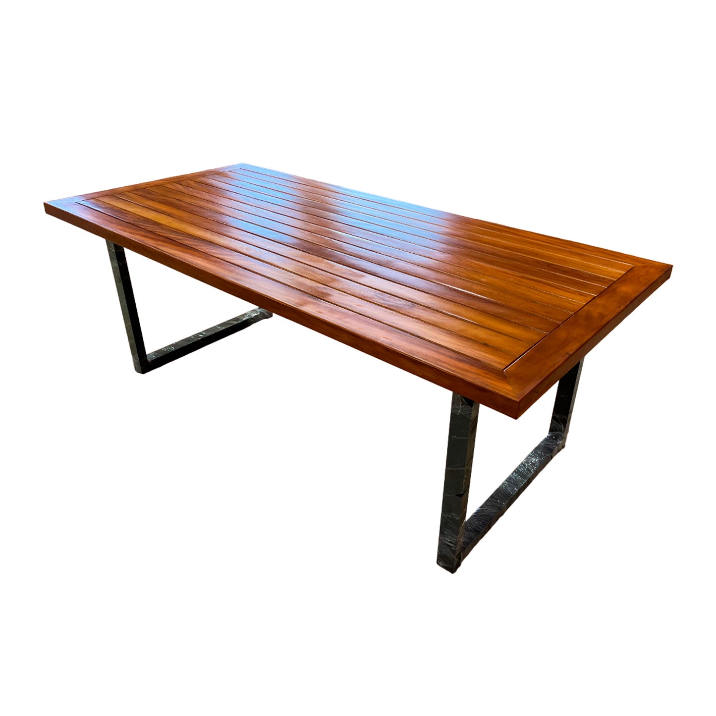 Mesa de Jantar Vera 250x110cm Tampo Madeira Maciça Ripado Base Alumínio - 8 Lugares