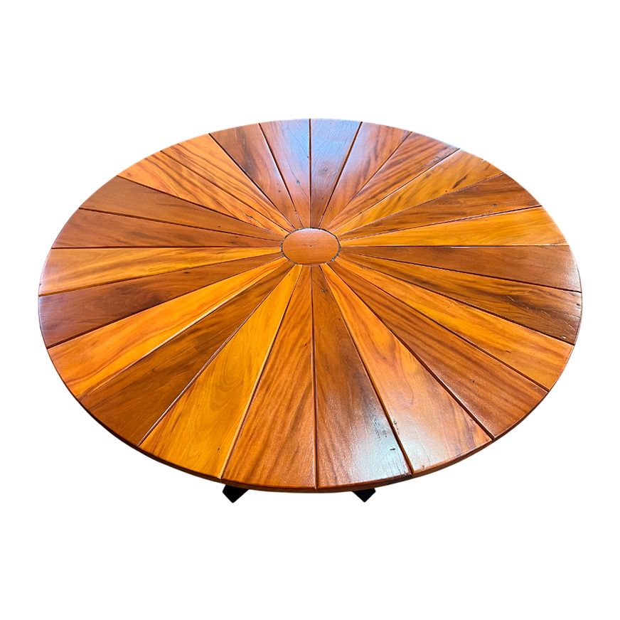 Mesa redonda Sophia 160 cm tapa de madera con placa giratoria base de aluminio negro | Toth Móveis