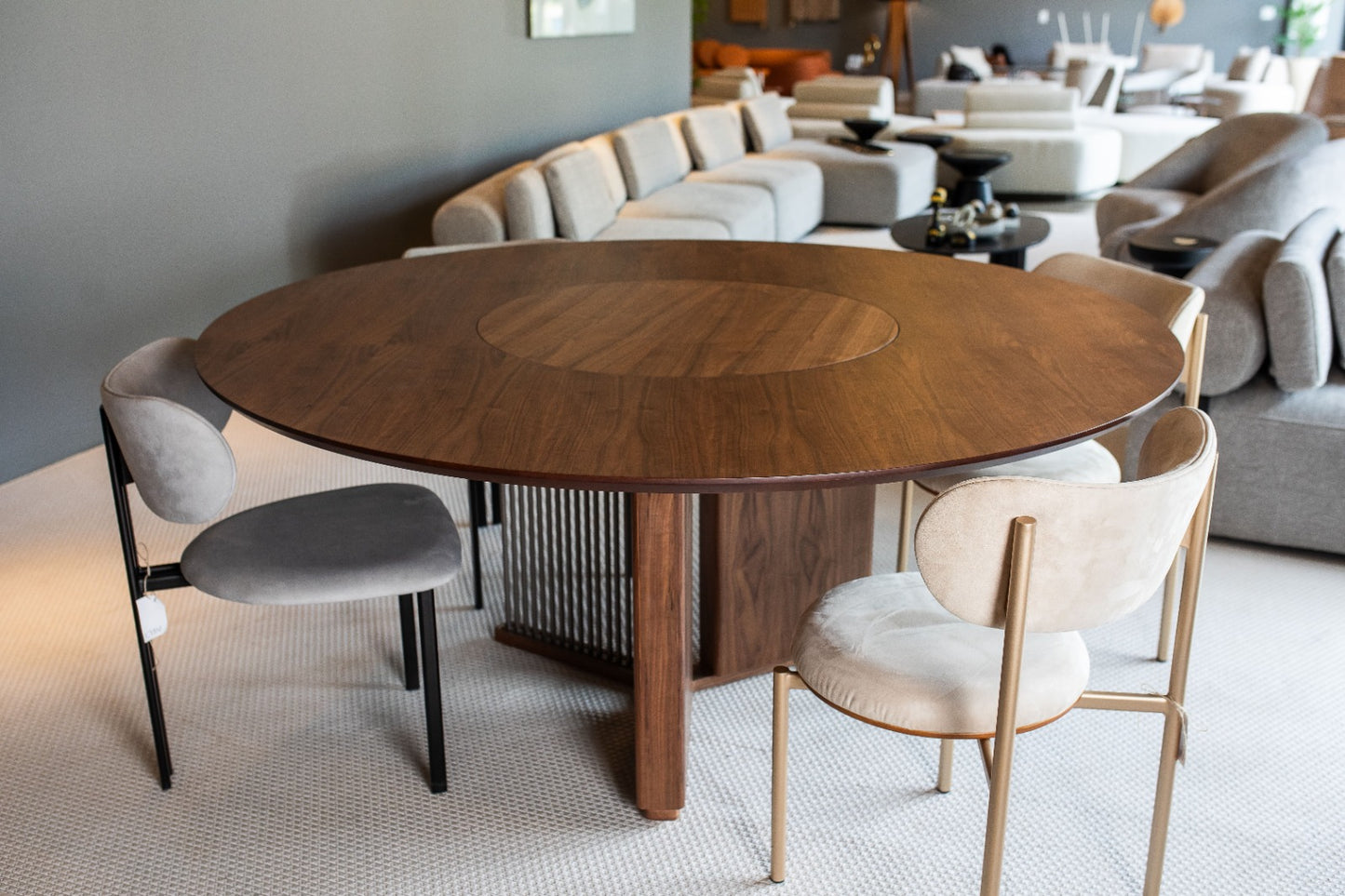 Mesa de Jantar Nero com Prato Giratório Madeira Cor Nogueira 160cm