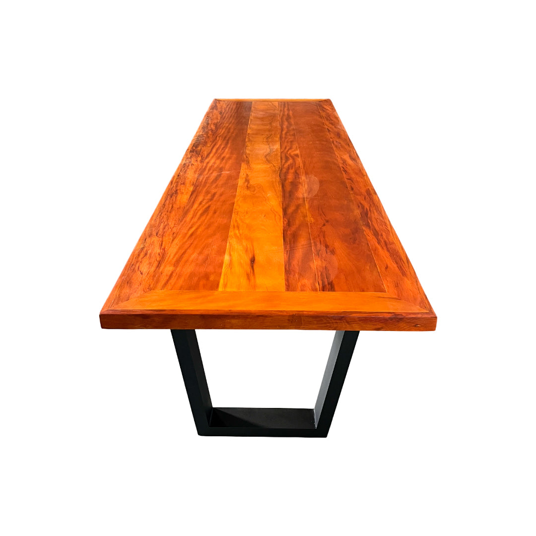 Mesa de Jantar Aura 280x110cm Tampo Madeira Maciça e Base Alumínio - 10 Lugares