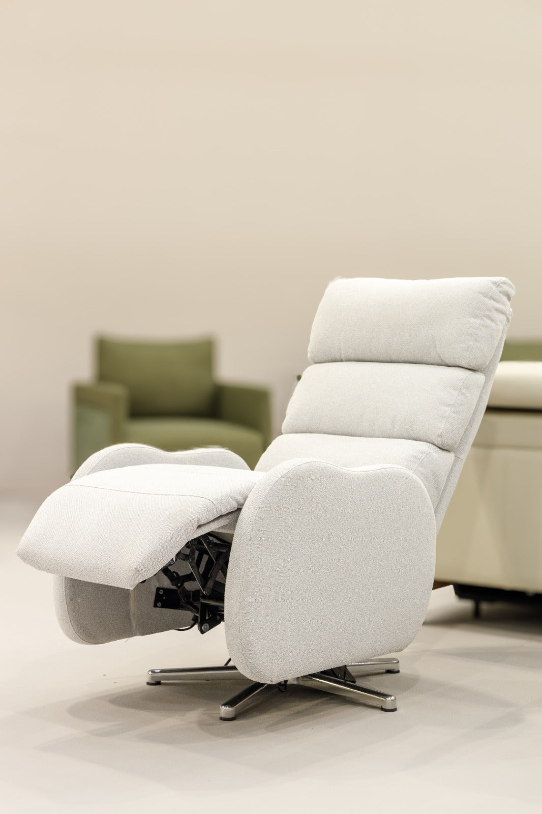Sanremo Electric Armchair Upholstered Fabric Backrest and Seat C-1011