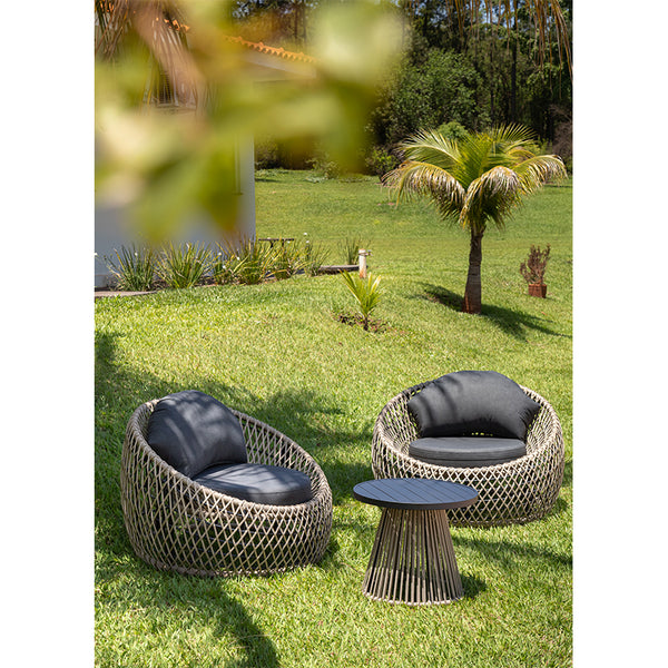 Ambiente 1 com Vivencia Chaise Lounge Chair Upholstered in Black Aluminum and Sand Color Nautical Rope