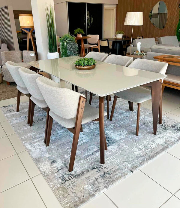 Ambiente 2 com Mesa de Jantar Mari Madeira Cor Jequitibá BN Tampo Vidro Off White 220x110cm