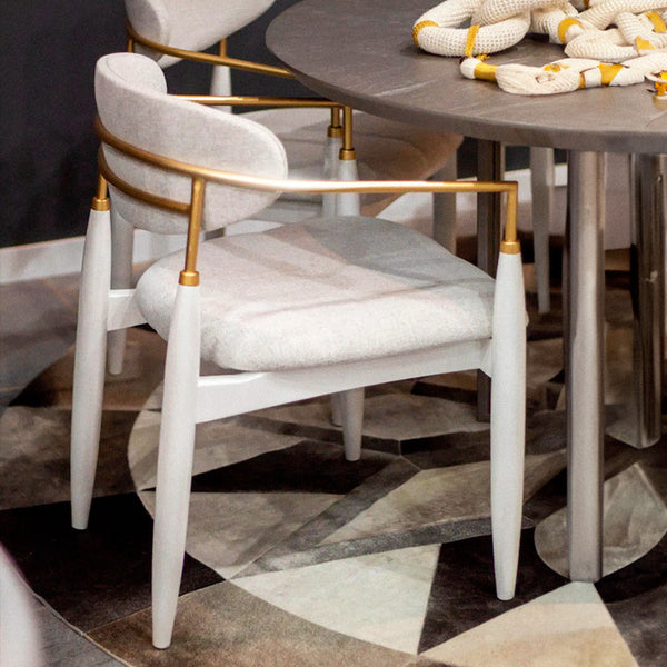 Ambiente 2 com Cadeira Adara com Braço Madeira 60 Metal Preto Assento Estofado Tecido AA40