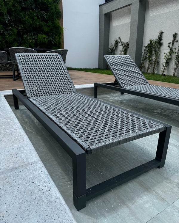 Ambiente 1 com Sillón de Aluminio Dorado en color Marrón con Cuerda Náutica en color Marrón
