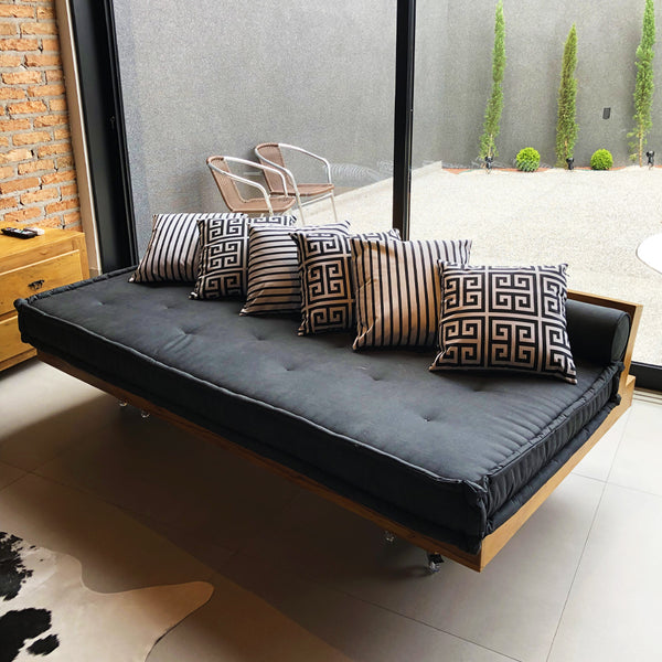 Ambiente 1 com Sofá Ghivago 200x100cm madera maciza