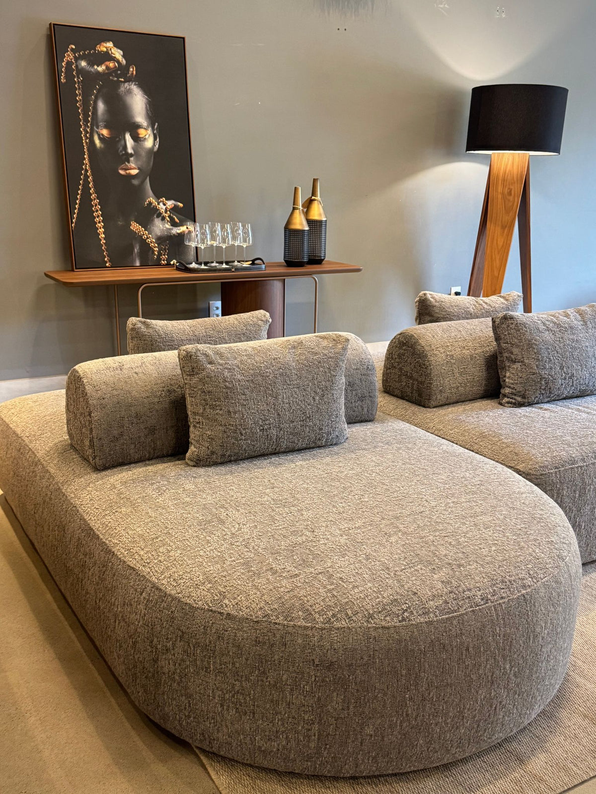 Melissa Armchair Upholstered Linen Sapphire AA344 | Toth Móveis