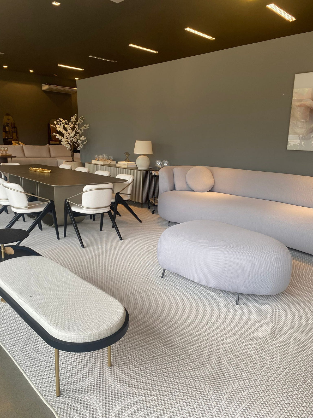Melissa Armchair Upholstered Linen Sapphire AA344 | Toth Móveis