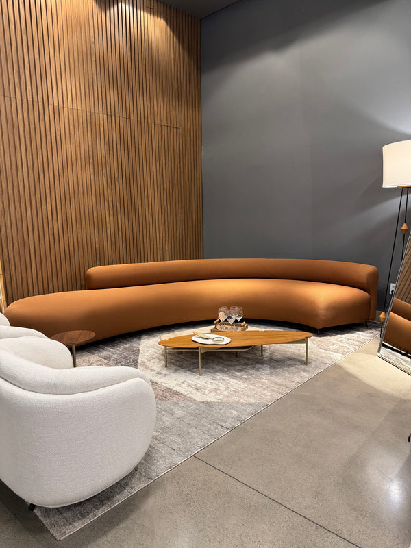 Ambiente 3 com Sofá Curvo LV 064 320cm Estofado Tecido Platinum 14027