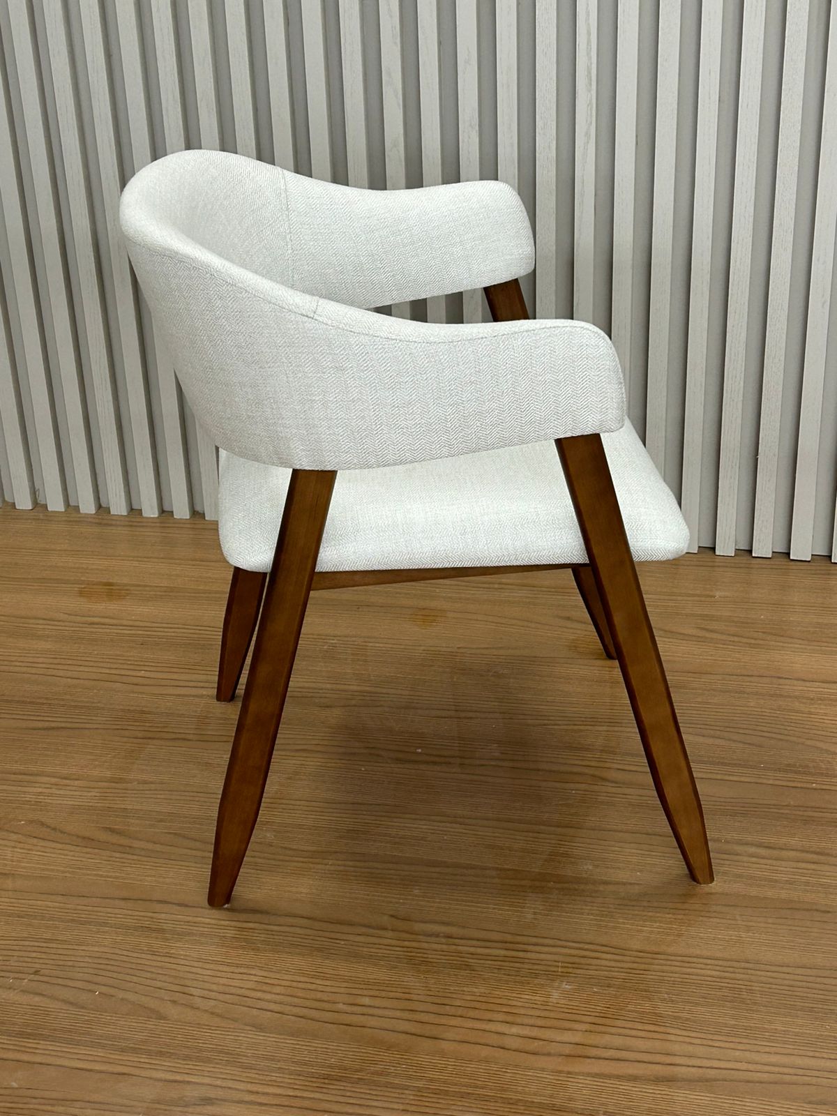 Silla Monic Madera Lacado Negro Respaldo y Asiento Tapizado Tela Bucle 566