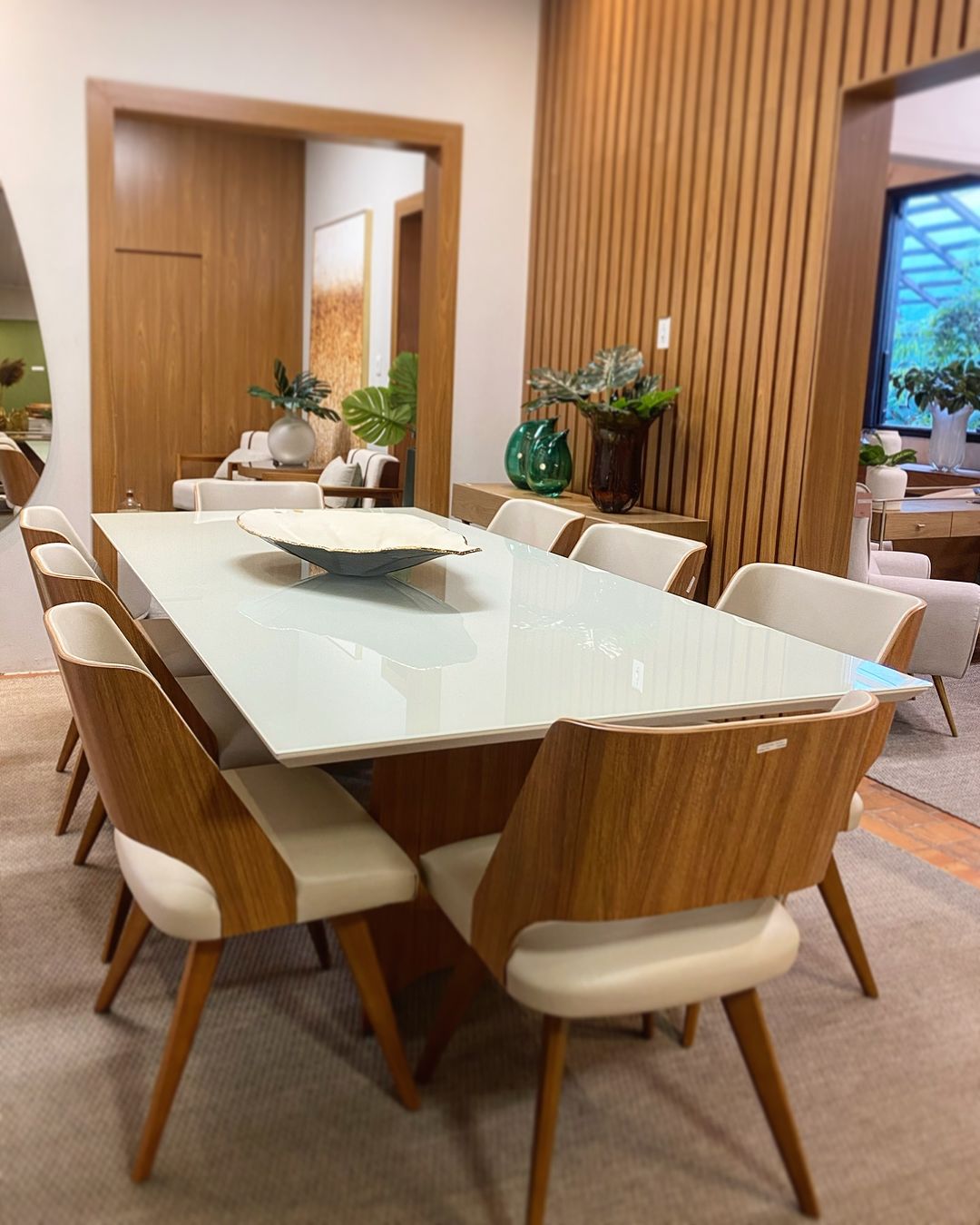 Silla Eunice Freijó Asiento Tapizado Madera Lino Claro