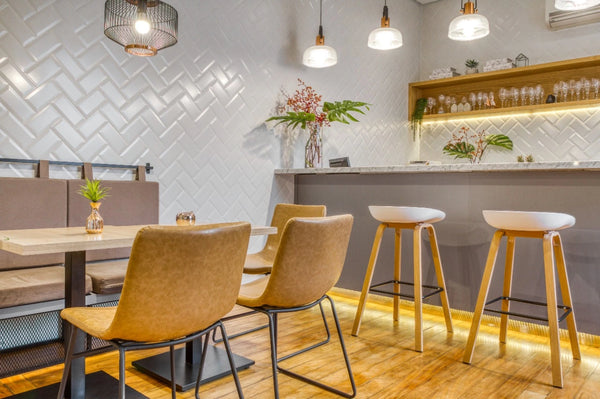 Ambiente 1 com Cadeira Denver cor Caramelo