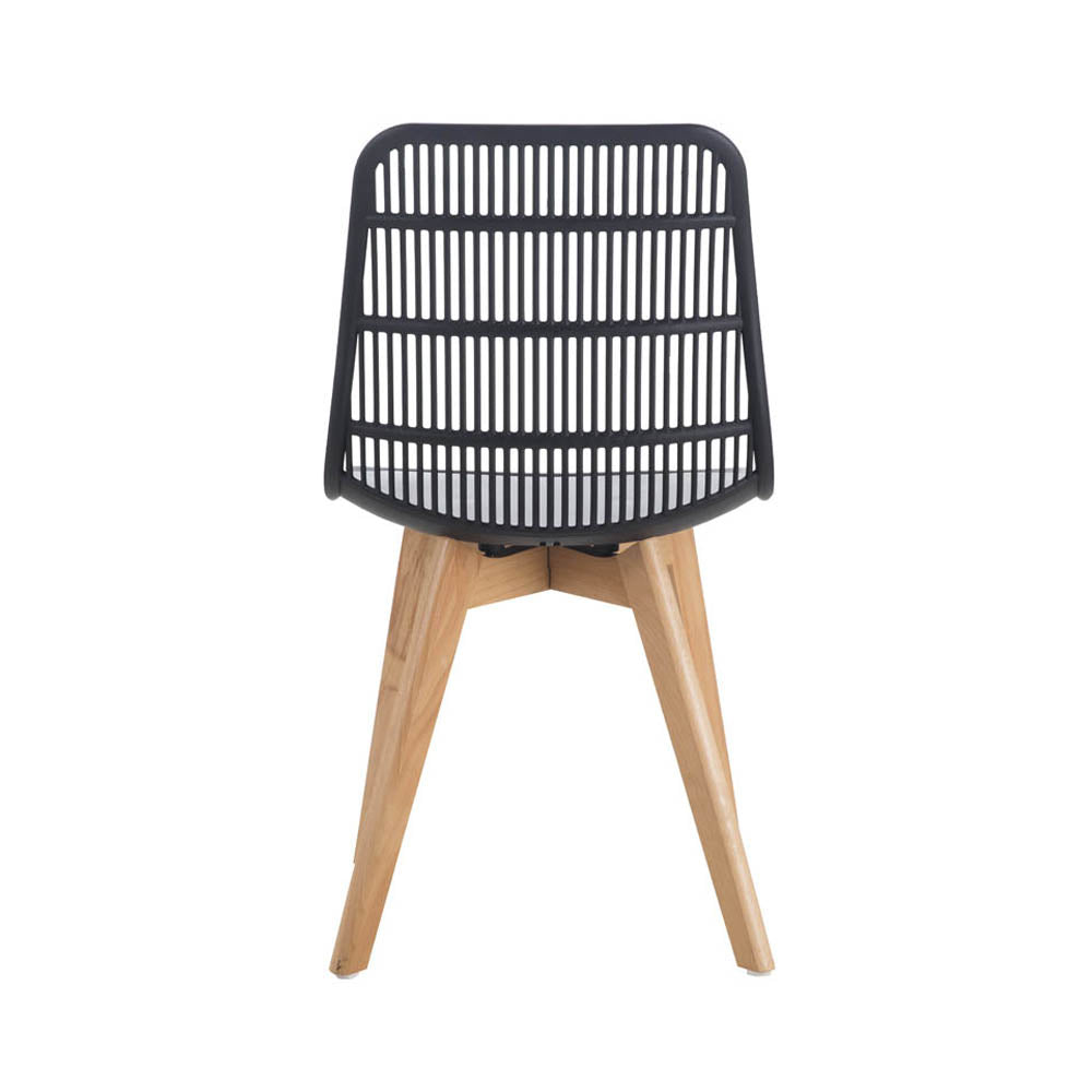 Agnes chair in black