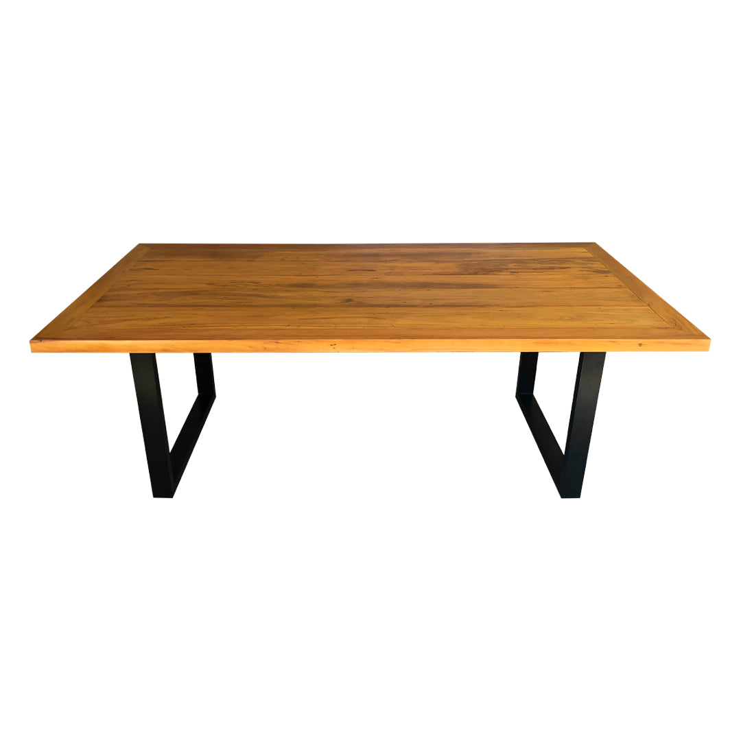 Mesa de Jantar Micheli 250x110cm Tampo Madeira Maciça e Base Ferro - 8 Lugares