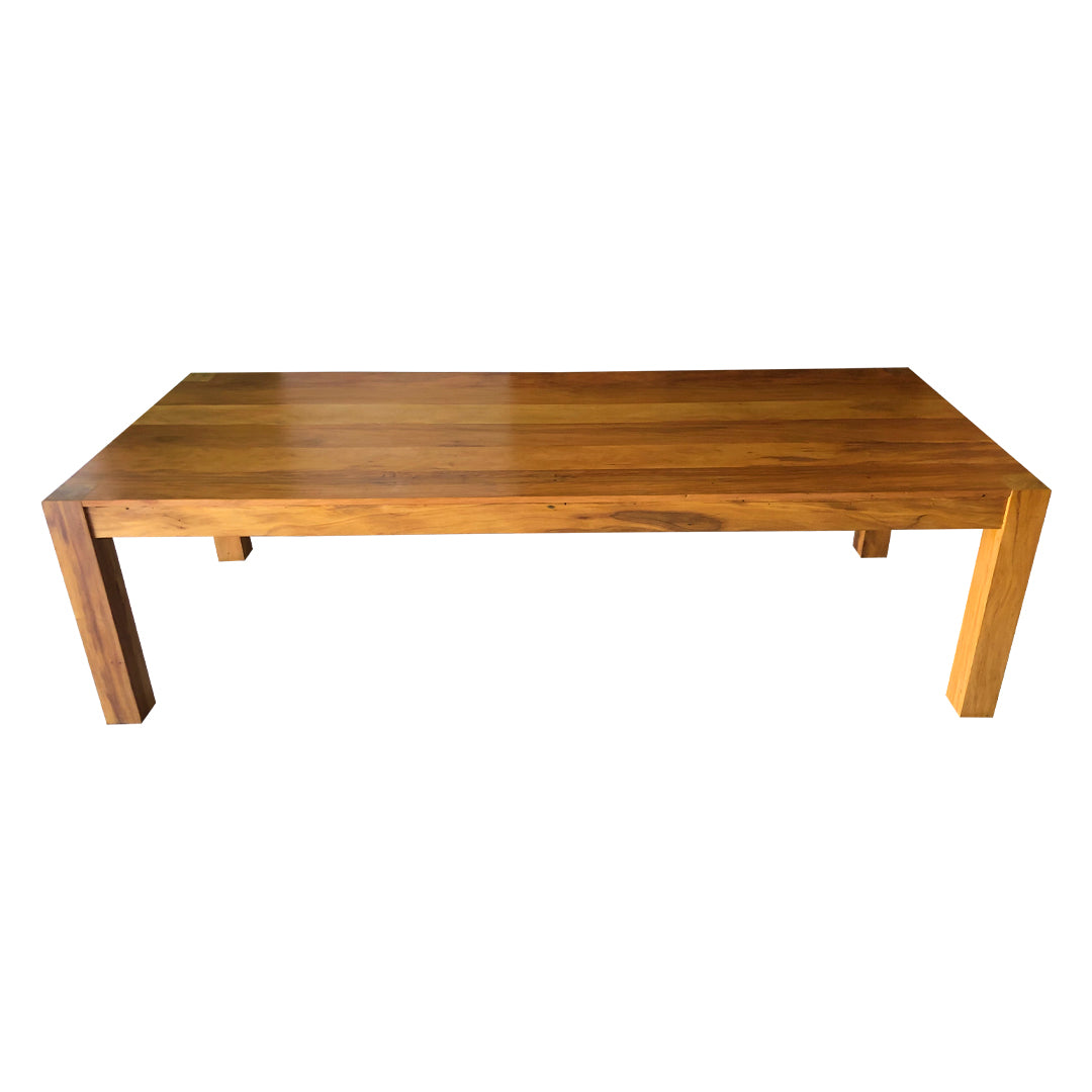 Mesa de Jantar Jacqueline 220x110cm Madeira Maciça - 8 Lugares