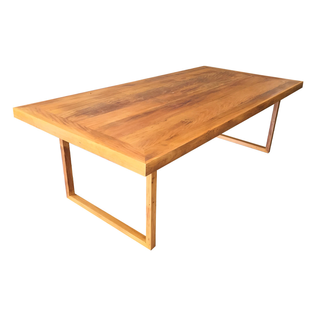 Mesa de Jantar Selma 240x120cm Madeira Maciça - 8 Lugares