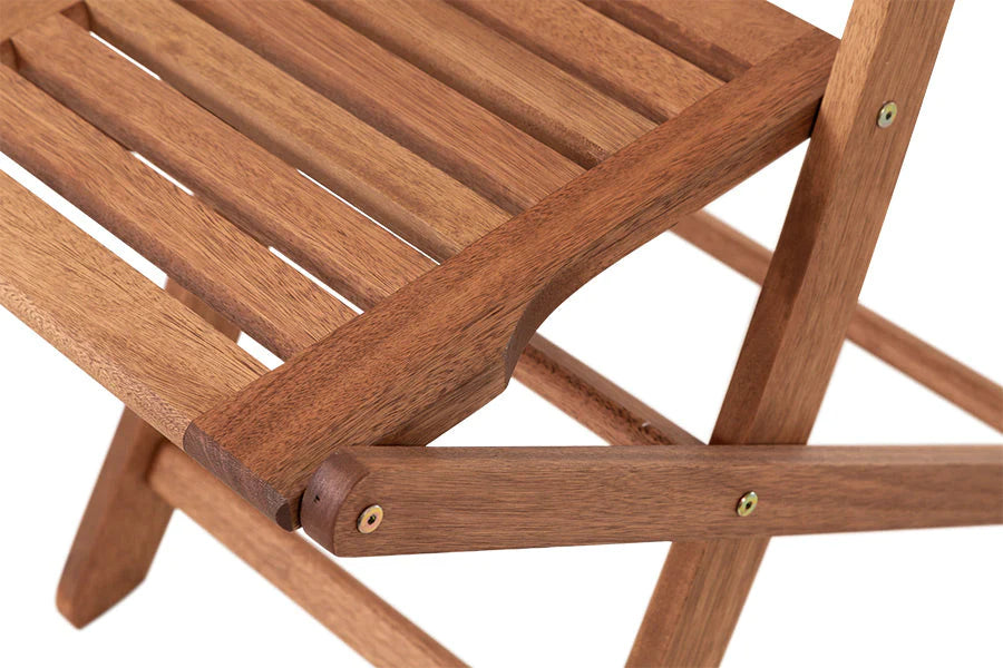 Silla plegable de madera