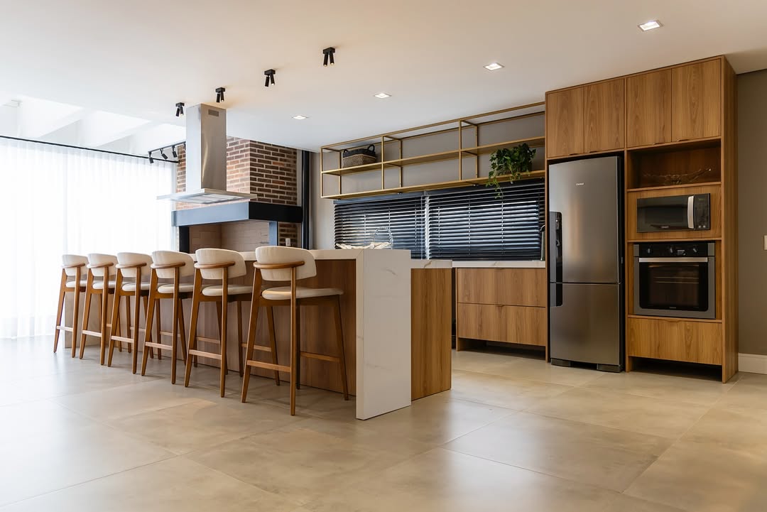 Cadeiras Pala e Banquetas Monic — foto 5