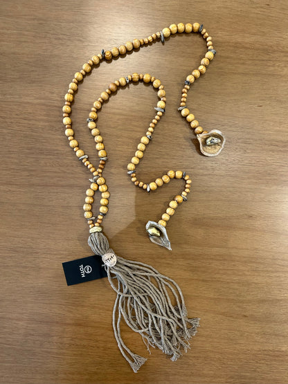 Colar Decorativo Bolas de Madeira Natural Sementes Nativas Tassel de Barbante