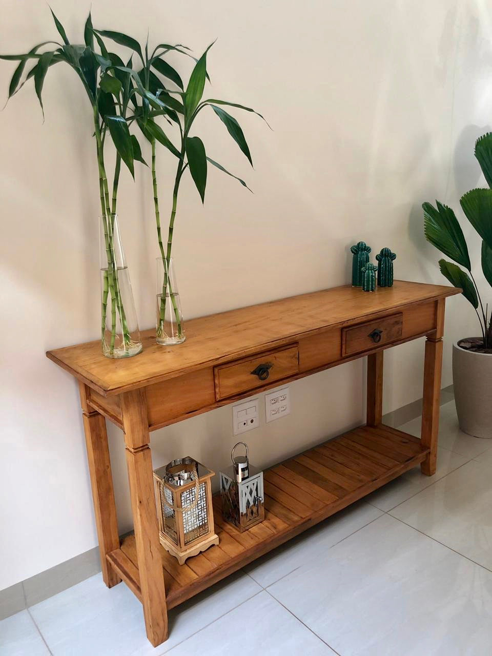 Moveis em Madeira Maciça — foto 2