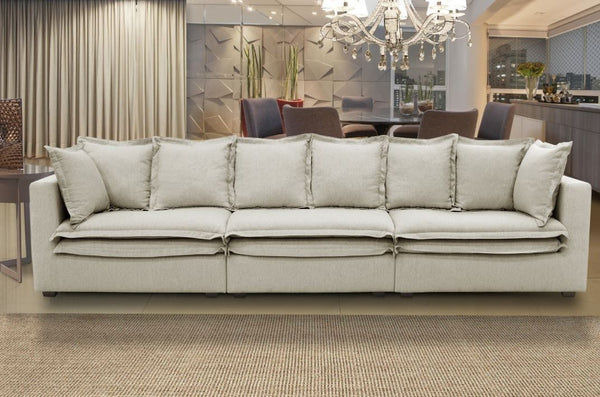 Ambiente 1 com Sofá tapizado de lino color crema Glamour