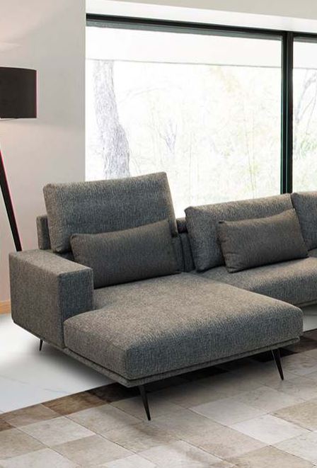Ambiente 2 com Sofá Estofado Halls Linho Cinza Escuro