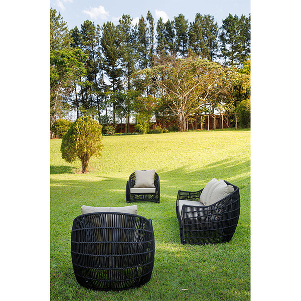 Ambiente 3 com Sofá Essence Tapizado Aluminio Negro con Cuerda Náutica Negra - 3 plazas