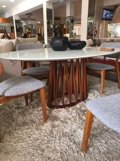 Mesa de Jantar Aero Oval Madeira Cor Cinamomo 58 180x110cm