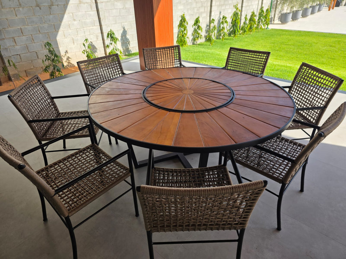 Alexandre Araujo — Toth Móveis