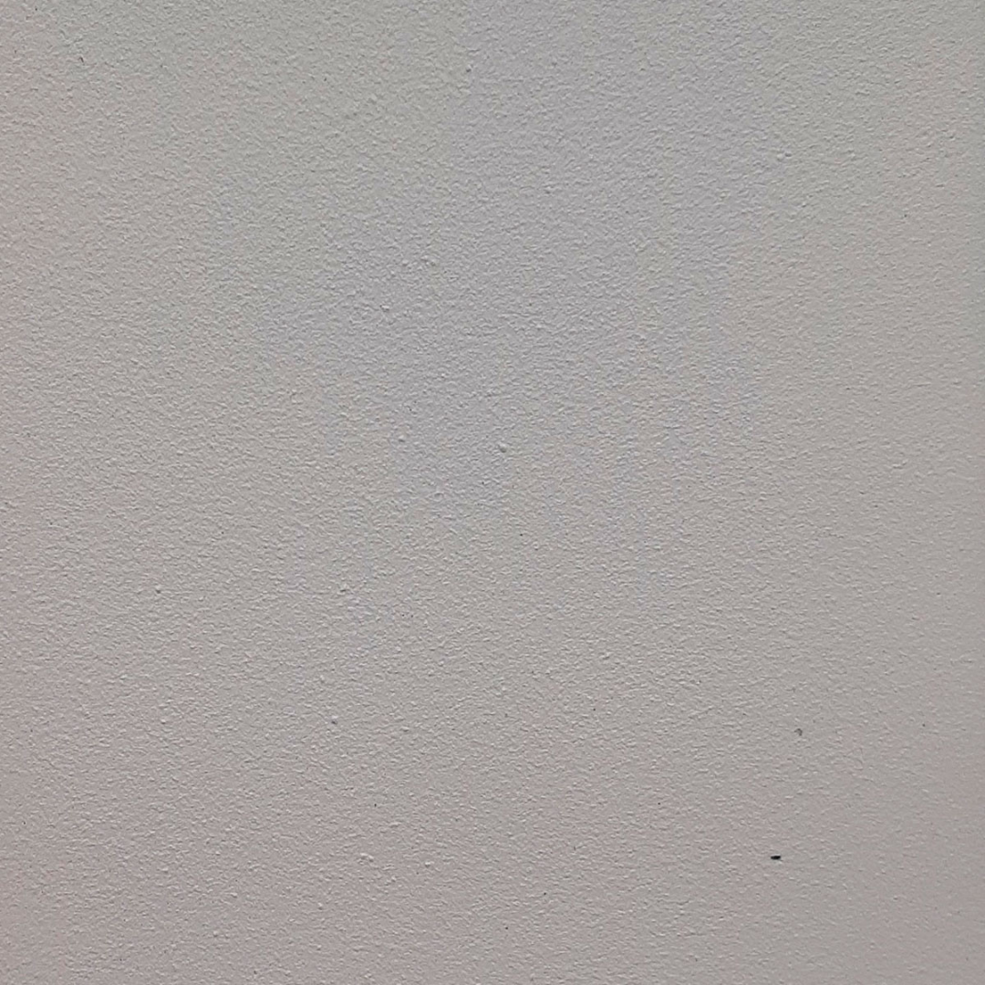 Metais — acabamento Aparador Luis XV 140x40cm Madeira Maciça