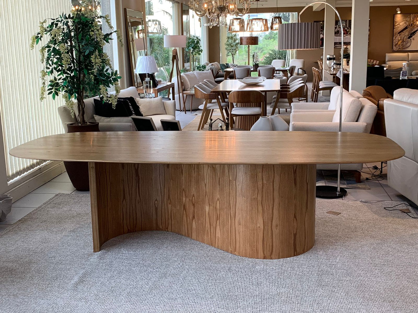 Mesa de Jantar Arc Lan Madeira Cor Cinamomo 58 274x120cm