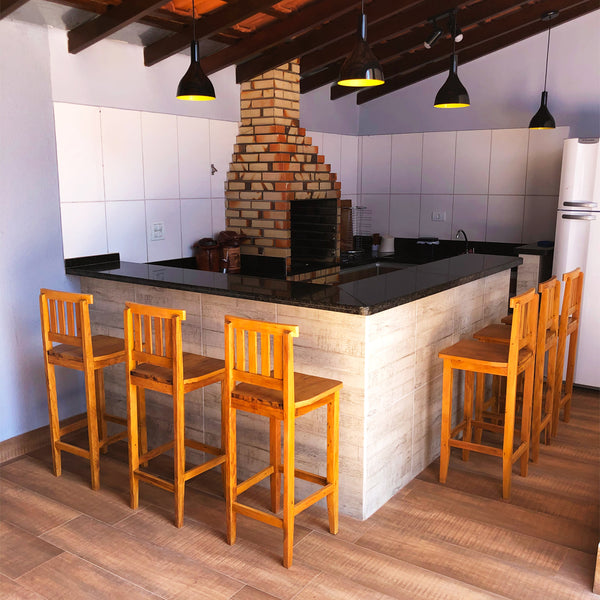 Ambiente 1 com Taburete de minería de madera maciza