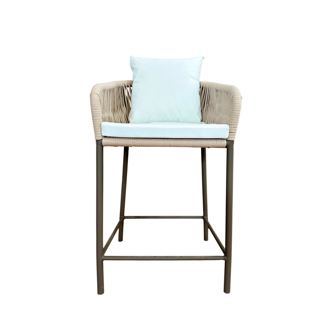 Banqueta Hera Estofada Alumínio Cor Fendi Corda Náutica Cor Areia