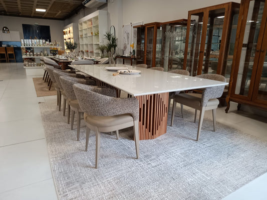 Mesa de Jantar Bora Madeira Cor Jequitibá BN Tampo Vidro Off White 274x120cm