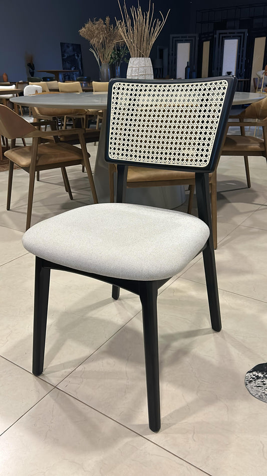 Silla Houdan Madera Canela Respaldo y Asiento Tapizado Tela 125