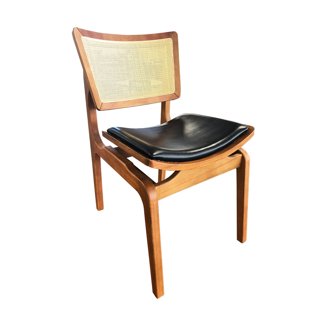 Silla Verónica Respaldo de Madera Cerrada Lona Asiento Tapizado Corino Negro
