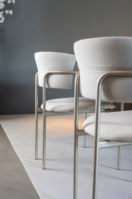 Cadeira Dion Aço Champagne Tecido A