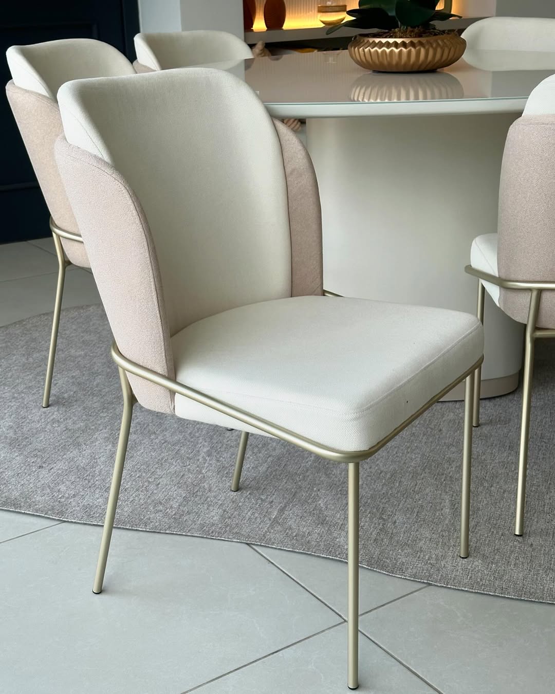 Cadeira Stella Aço Dourado Tecido A