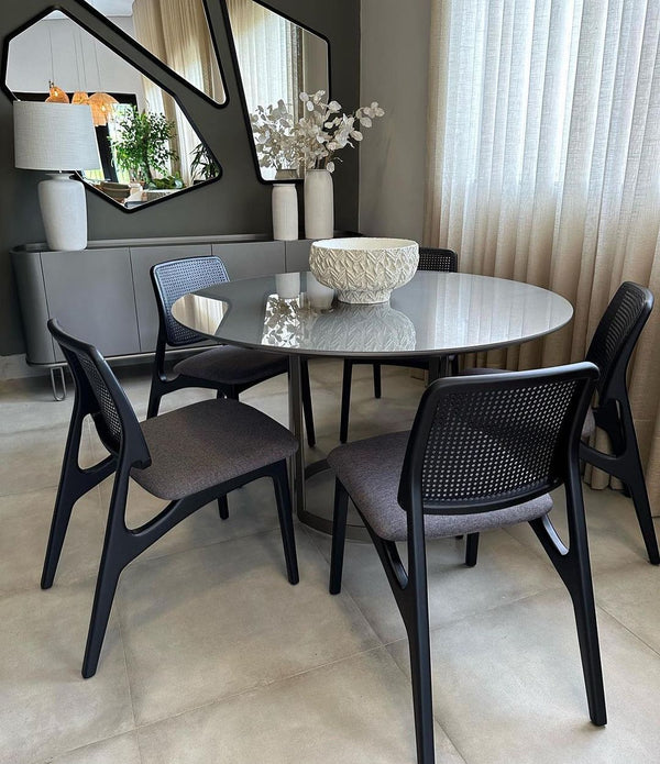 Ambiente 1 com Silla Kozani China Respaldo de madera Respaldo hexagonal de paja Asiento tapizado de tela 121
