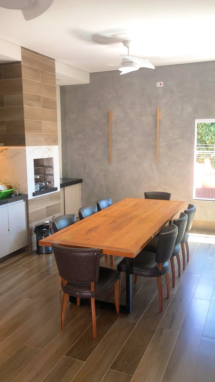 Mesa de Jantar Micheli 250x110cm Tampo Madeira Maciça e Base Ferro - 8 Lugares